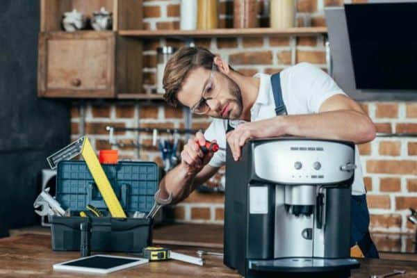 بهترین تعمیرکار قهوهساز دلونگی در مشهد